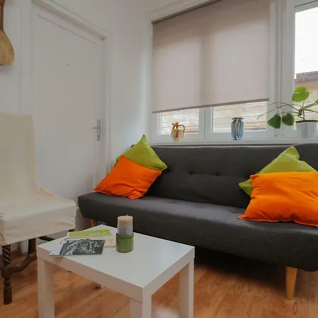 Pietas Iulia * Póla